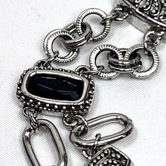 Cookie Lee Silver Tone Black stone Toggle Bracelet Adjustable - Picture 3 of 6